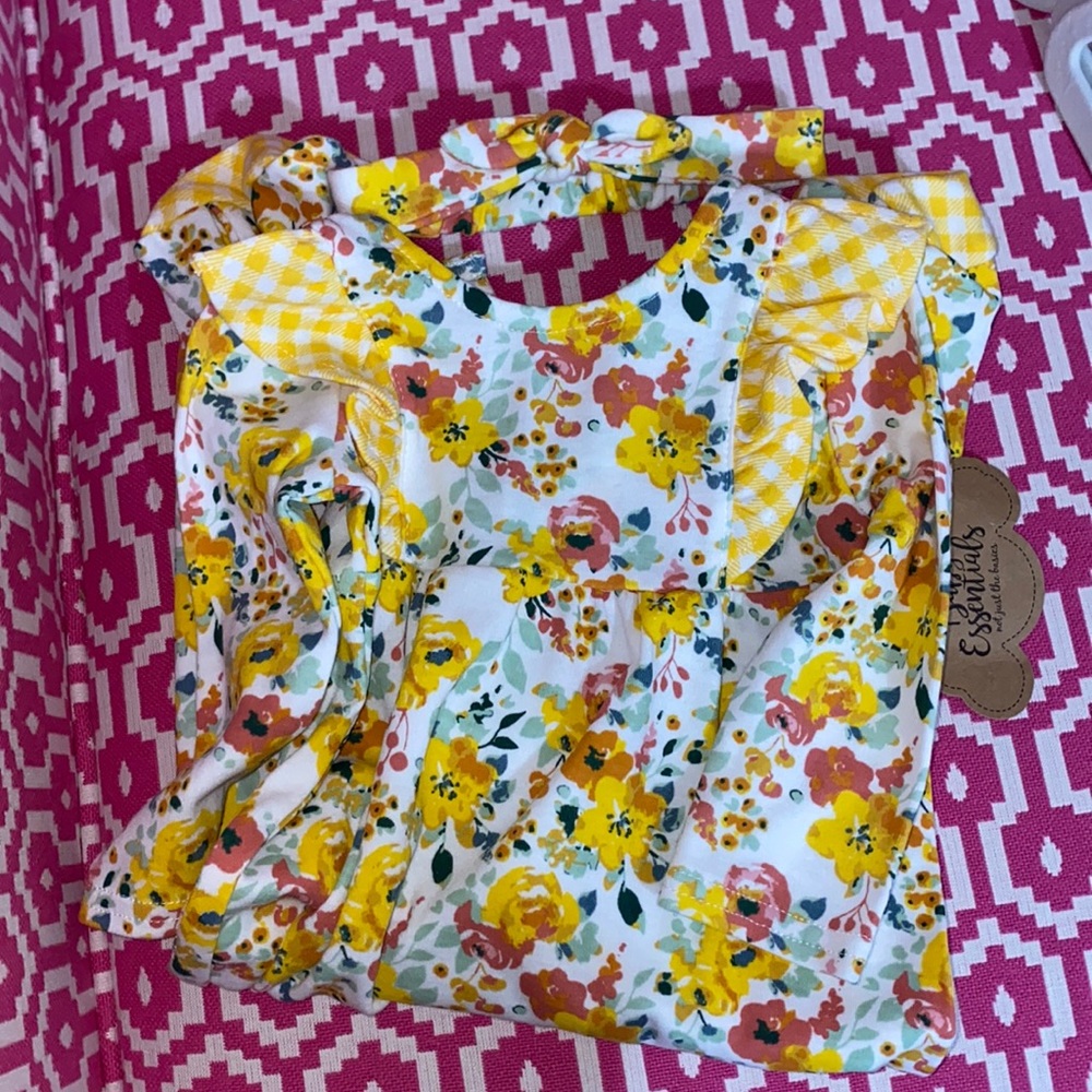 NWT Baby Essentials footie